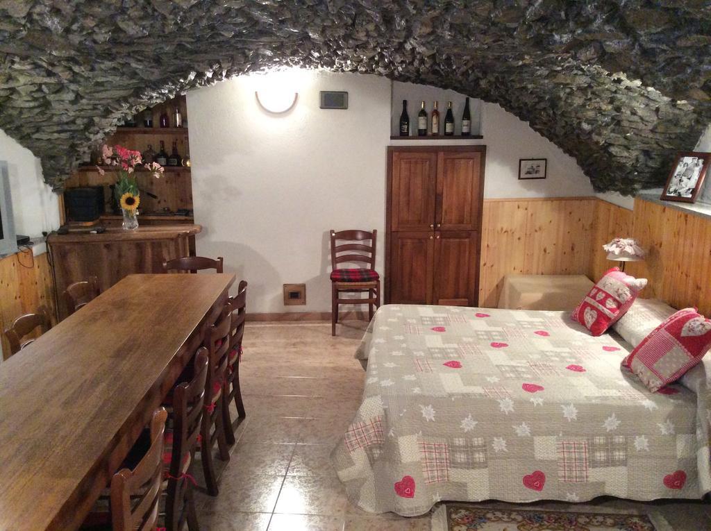 B&B La Vieille Meison De Pappa Sarre Quarto foto