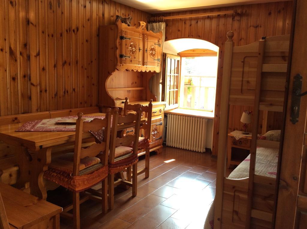 B&B La Vieille Meison De Pappa Sarre Quarto foto
