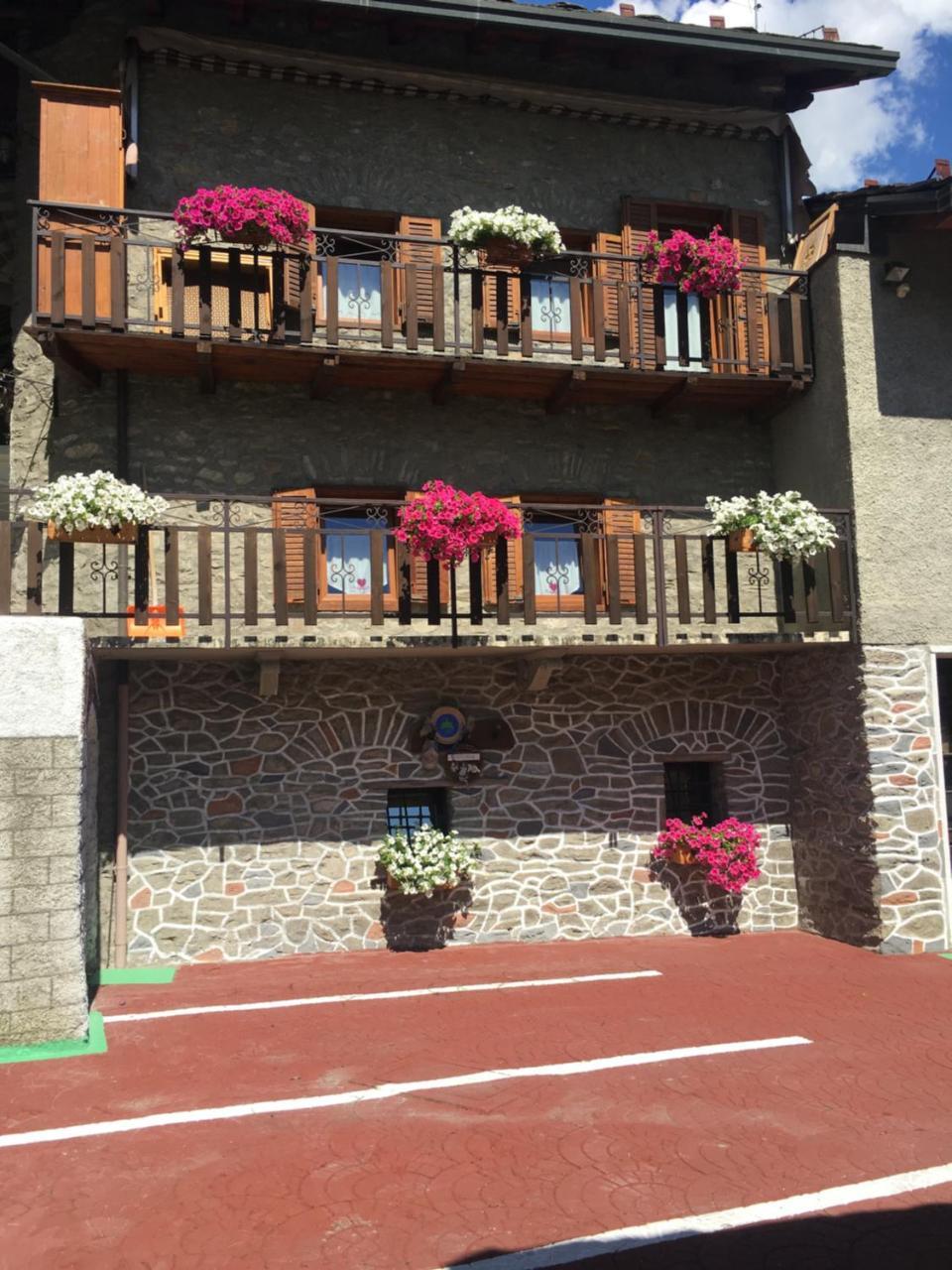 B&B La Vieille Meison De Pappa Sarre Exterior foto