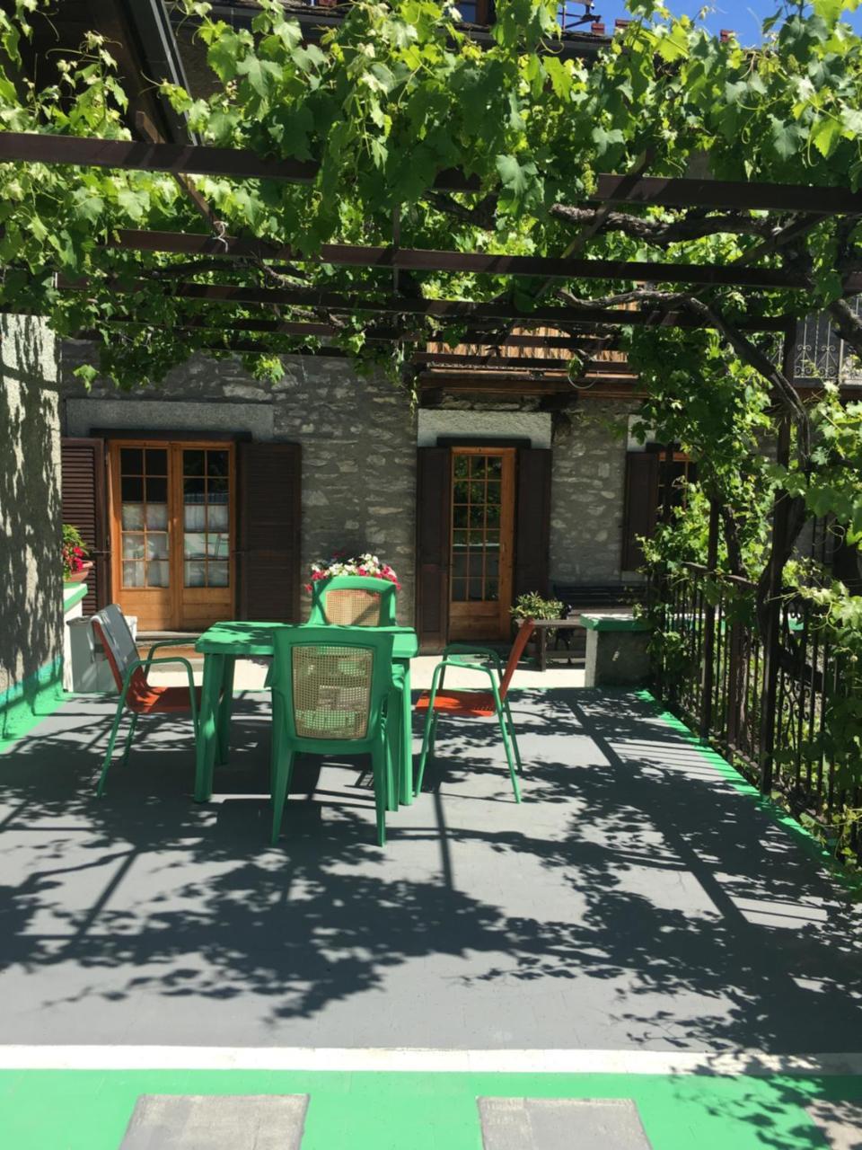 B&B La Vieille Meison De Pappa Sarre Exterior foto